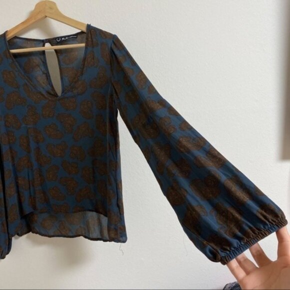 For Love and Lemons 100% silk V neck long sleeves top blouse - Picture 4 of 6